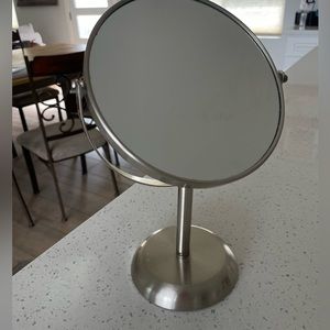 personal makeup mirror